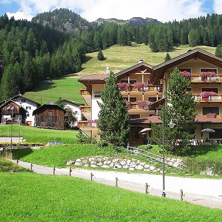 Hotel Dolomites Inn Canazei Buitenkant foto