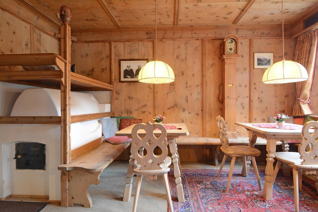 Hotel Dolomites Inn Canazei Buitenkant foto