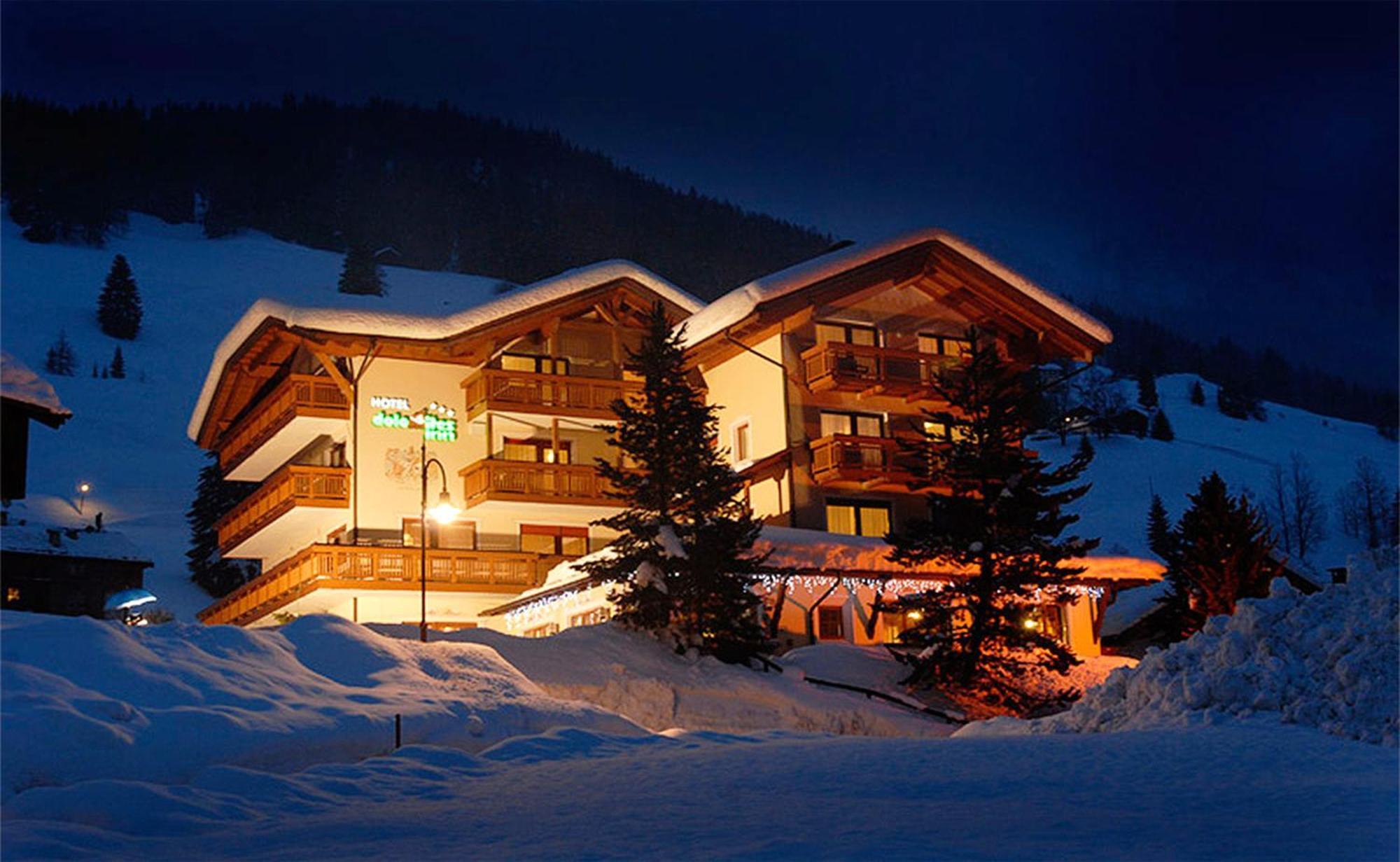 Hotel Dolomites Inn Canazei Buitenkant foto