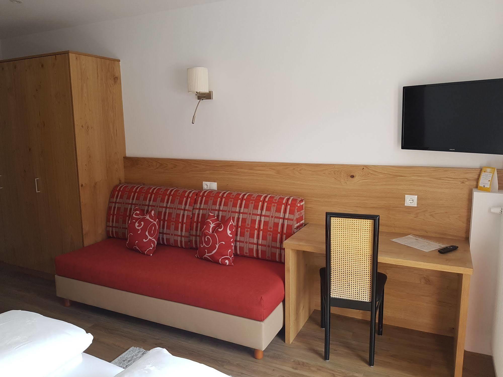 Hotel Dolomites Inn Canazei Buitenkant foto