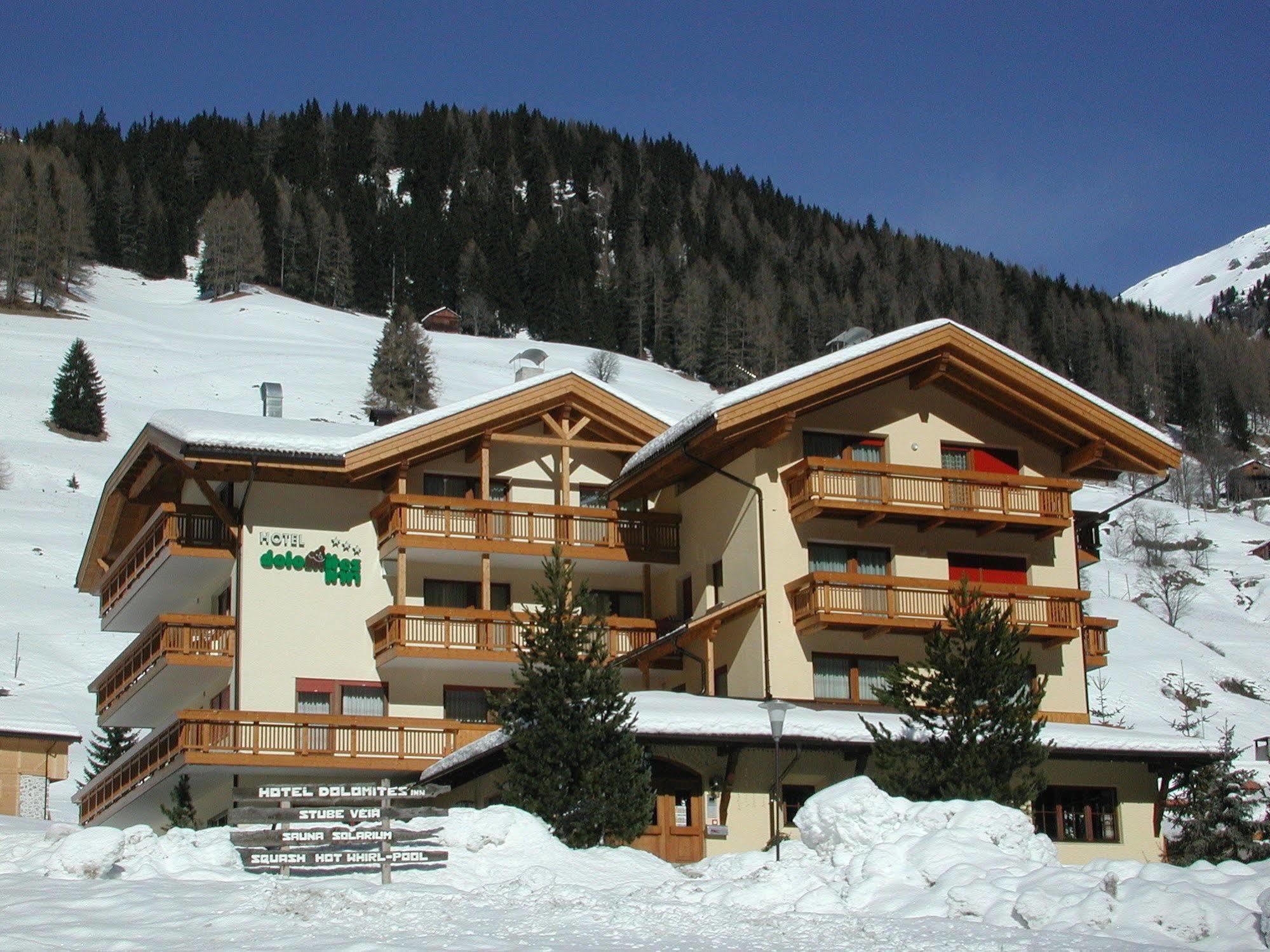 Hotel Dolomites Inn Canazei Buitenkant foto