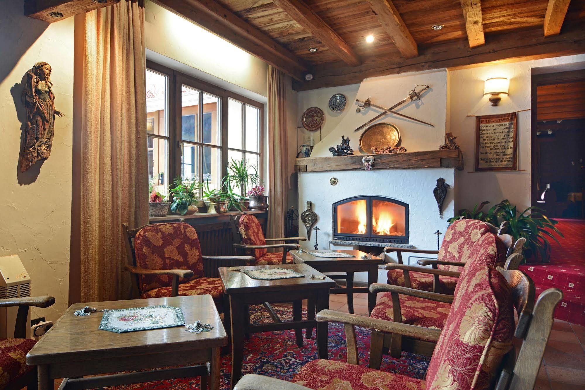 Hotel Dolomites Inn Canazei Buitenkant foto